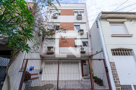 Apartamento à venda com 75m², 2 quartos e sem vaga Apartamento à venda com 75m², 2 quartos e sem vagaFachada