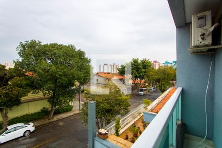 Casa à venda com 200m², 3 quartos e 4 vagas Casa à venda com 200m², 3 quartos e 4 vagasVaranda do quarto 1