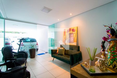 Casa à venda com 200m², 3 quartos e 4 vagas Casa à venda com 200m², 3 quartos e 4 vagasHall de entrada