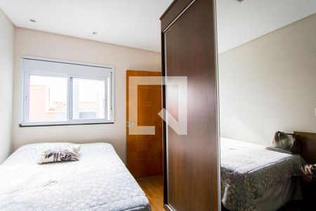 Casa à venda com 200m², 3 quartos e 4 vagas Casa à venda com 200m², 3 quartos e 4 vagasQuarto 2 - Suíte