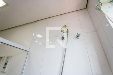 Casa à venda com 200m², 3 quartos e 4 vagas Casa à venda com 200m², 3 quartos e 4 vagasBanheiro do quarto 1