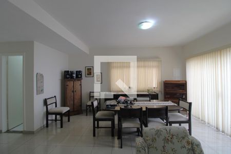 Sala de casa para alugar com 3 quartos, 220m² em Jardim Campo Grande, São Paulo