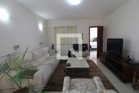 Sala de casa para alugar com 3 quartos, 220m² em Jardim Campo Grande, São Paulo