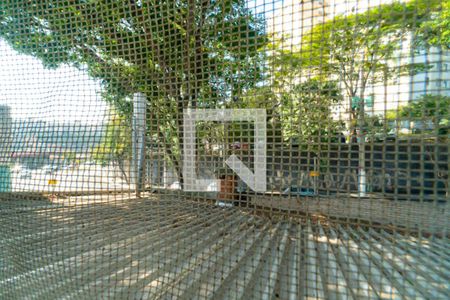 Casa de condomínio à venda com 174m², 3 quartos e 4 vagas Casa de condomínio à venda com 174m², 3 quartos e 4 vagasVista