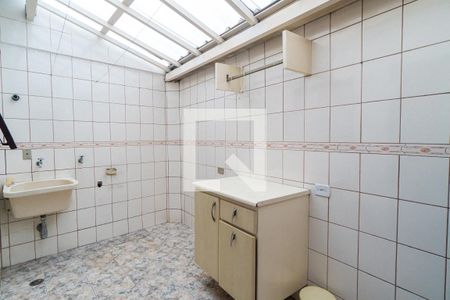 Casa de condomínio à venda com 174m², 3 quartos e 4 vagas Casa de condomínio à venda com 174m², 3 quartos e 4 vagasÁrea de Serviço