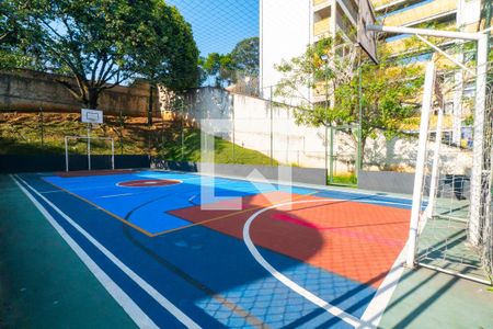 Casa de condomínio à venda com 174m², 3 quartos e 4 vagas Casa de condomínio à venda com 174m², 3 quartos e 4 vagasÁrea comum