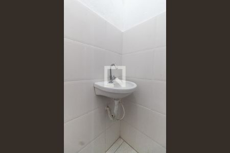 Banheiro de casa para alugar com 1 quarto, 40m² em Vila Amélia, São Paulo