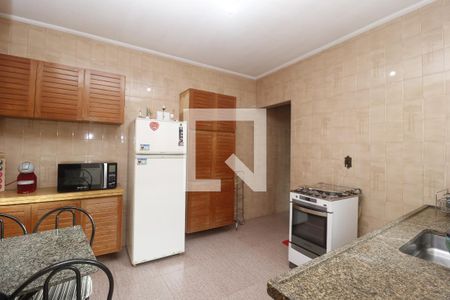 Casa à venda com 270m², 5 quartos e 4 vagasCozinha 2