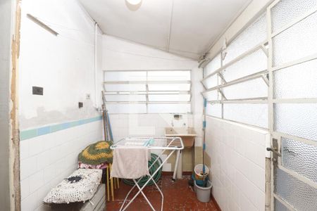 Casa à venda com 270m², 5 quartos e 4 vagasÁrea de Serviço 1