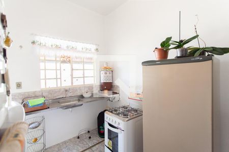 Casa à venda com 140m², 3 quartos e 5 vagas Casa à venda com 140m², 3 quartos e 5 vagasCozinha