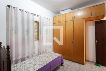 Casa à venda com 140m², 3 quartos e 5 vagas Casa à venda com 140m², 3 quartos e 5 vagasQuarto 3