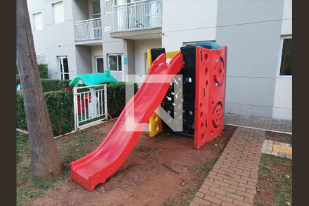 Apartamento à venda com 61m², 3 quartos e 1 vaga Apartamento à venda com 61m², 3 quartos e 1 vagaÁrea comum - Playground