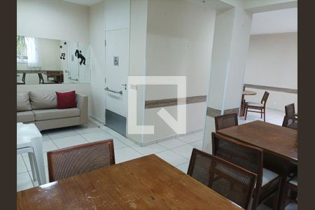 Apartamento à venda com 61m², 3 quartos e 1 vaga Apartamento à venda com 61m², 3 quartos e 1 vagaÁrea comum - Salão de festas