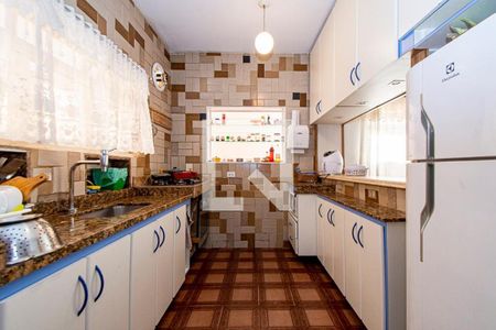 Casa à venda com 407m², 6 quartos e 3 vagas