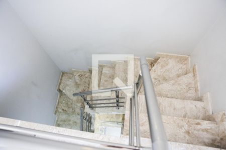 Casa à venda com 120m², 2 quartos e 2 vagasescada