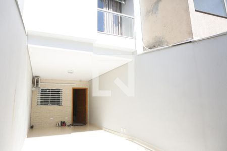 Casa à venda com 120m², 2 quartos e 2 vagasGaragem