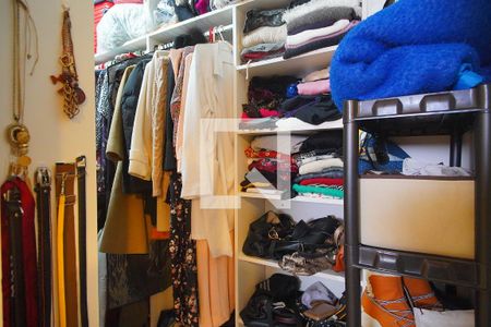 Apartamento à venda com 140m², 2 quartos e 2 vagasCloset 