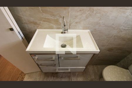 Casa à venda com 250m², 3 quartos e 2 vagasBanheiro da Suíte