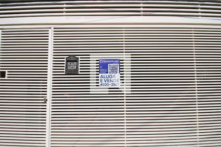 Casa à venda com 250m², 3 quartos e 2 vagasPlaca