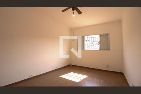 Casa à venda com 250m², 3 quartos e 2 vagasSuíte 