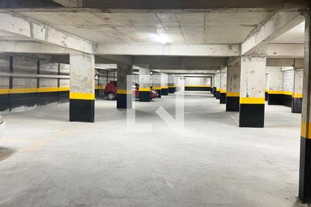 Apartamento para alugar com 42m², 2 quartos e 1 vaga Apartamento para alugar com 42m², 2 quartos e 1 vagaGaragem