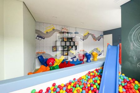 Apartamento para alugar com 42m², 2 quartos e 1 vaga Apartamento para alugar com 42m², 2 quartos e 1 vagaÁrea Comum - Brinquedoteca