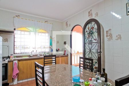 Casa à venda com 340m², 5 quartos e 1 vagaCasa 2 - Cozinha