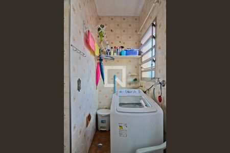 Casa à venda com 340m², 5 quartos e 1 vagaCasa 1 - Área de serviço