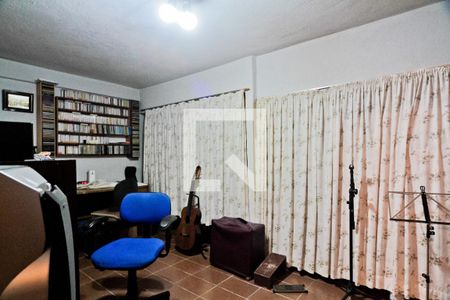 Casa à venda com 340m², 5 quartos e 1 vagaSalão - Quarto 1