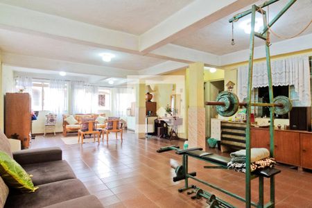 Casa à venda com 340m², 5 quartos e 1 vagaSalão