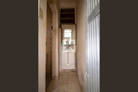 Banheiro de casa para alugar com 1 quarto, 64m² em Penha, Rio de Janeiro