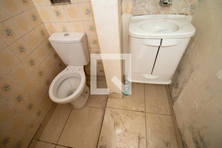 Banheiro de casa para alugar com 1 quarto, 64m² em Penha, Rio de Janeiro