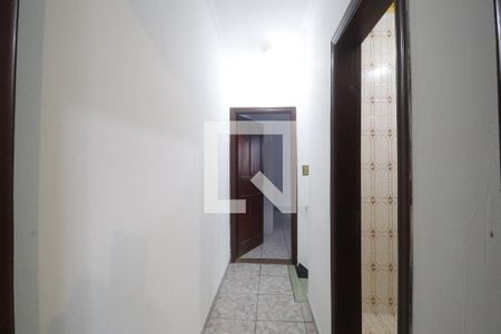 Casa à venda com 120m², 3 quartos e 2 vagasCorredor