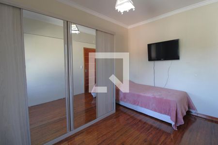 Casa à venda com 240m², 3 quartos e 1 vagaQuarto 2