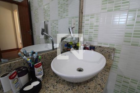 Casa à venda com 240m², 3 quartos e 1 vagaPia banheiro da suíte