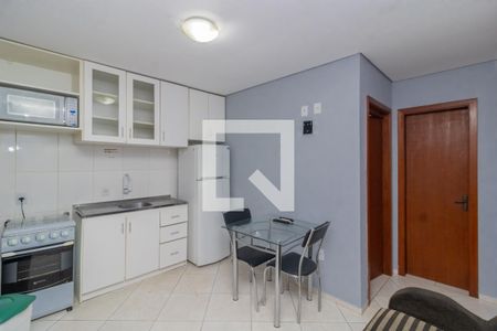 Sala de apartamento para alugar com 1 quarto, 35m² em São Luís, Canoas