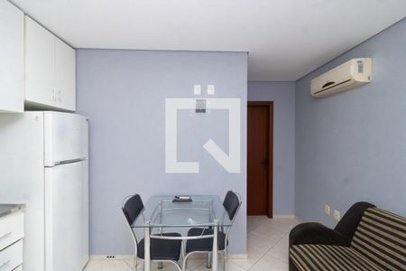 Sala de apartamento para alugar com 1 quarto, 35m² em São Luís, Canoas