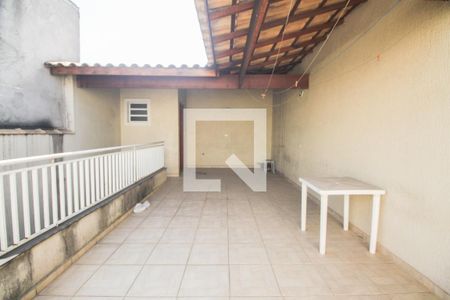 Casa à venda com 125m², 1 quarto e 2 vagasTerraço