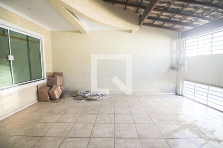 Casa à venda com 125m², 1 quarto e 2 vagasGaragem
