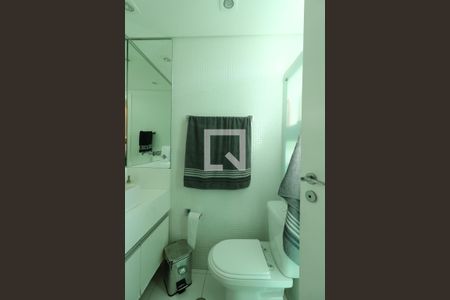 Apartamento à venda com 98m², 3 quartos e 2 vagasBanheiro da Suite 2