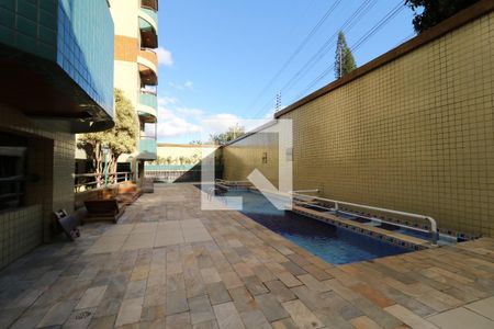 Apartamento à venda com 98m², 3 quartos e 2 vagasÁrea Comum - Piscina