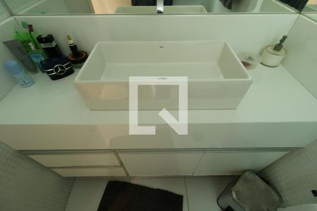 Apartamento à venda com 98m², 3 quartos e 2 vagasBanheiro da Suite 2