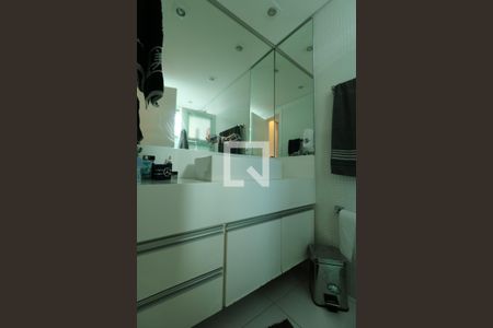 Apartamento à venda com 98m², 3 quartos e 2 vagasBanheiro da Suite 2