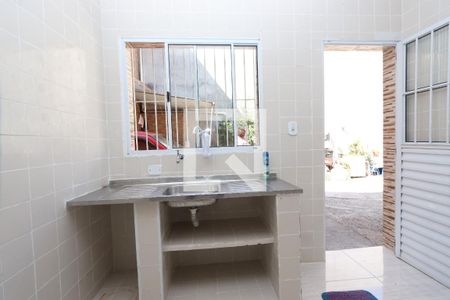 Sala/Cozinha de casa para alugar com 1 quarto, 50m² em Vila Alpina, São Paulo