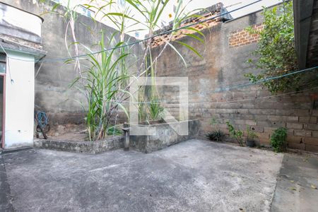 Casa à venda com 250m², 3 quartos e 1 vaga Casa à venda com 250m², 3 quartos e 1 vagaQuintal