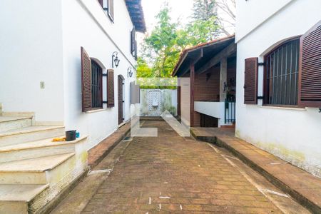 Casa à venda com 340m², 5 quartos e 4 vagasQuintal