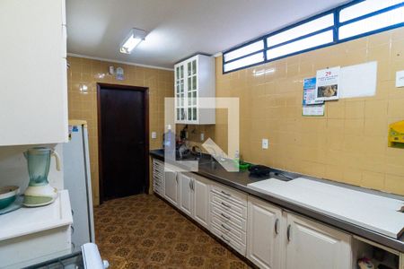 Casa à venda com 340m², 5 quartos e 4 vagasCozinha