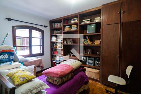 Casa à venda com 340m², 5 quartos e 4 vagasQuarto 2