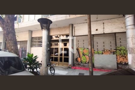 Apartamento à venda com 72m², 2 quartos e sem vaga Apartamento à venda com 72m², 2 quartos e sem vagaFachada