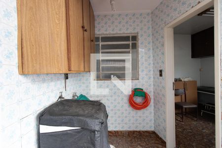 Casa à venda com 95m², 4 quartos e 1 vagaÁrea de Serviço